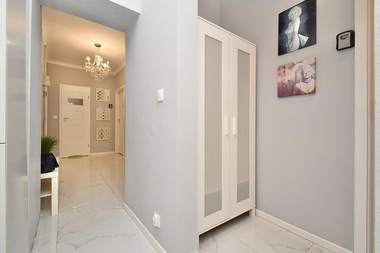 Rental Apartments Aleja Niepodleglosci 华沙 外观 照片