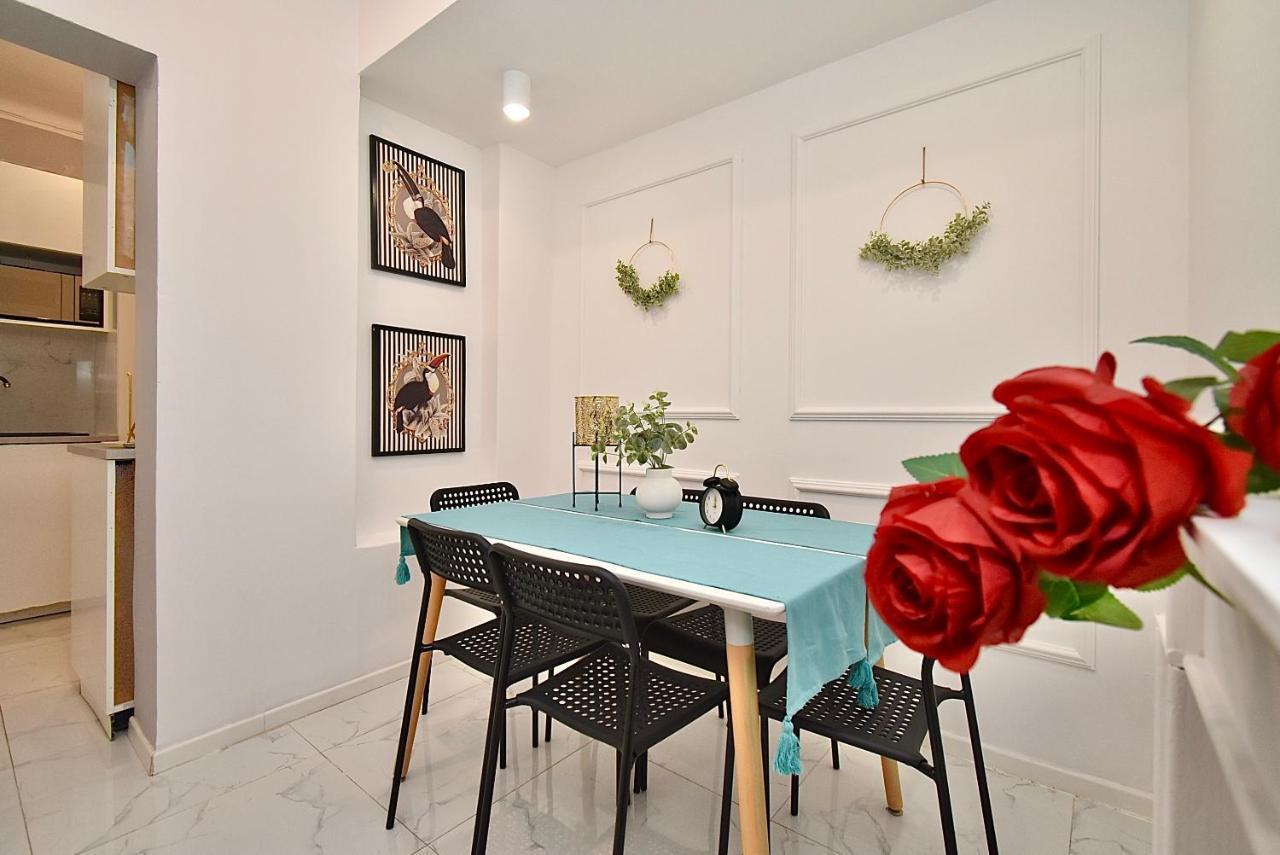 Rental Apartments Aleja Niepodleglosci 华沙 外观 照片