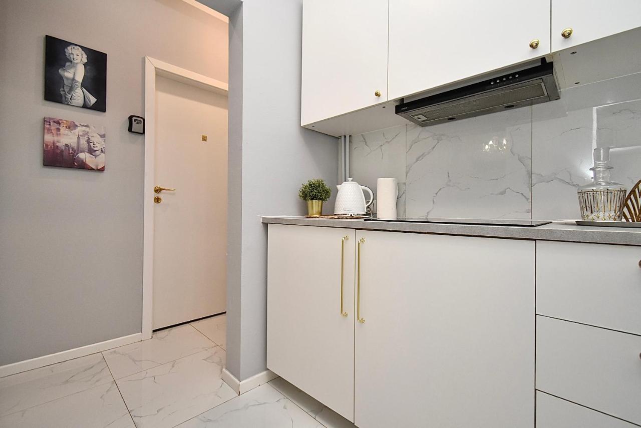 Rental Apartments Aleja Niepodleglosci 华沙 外观 照片